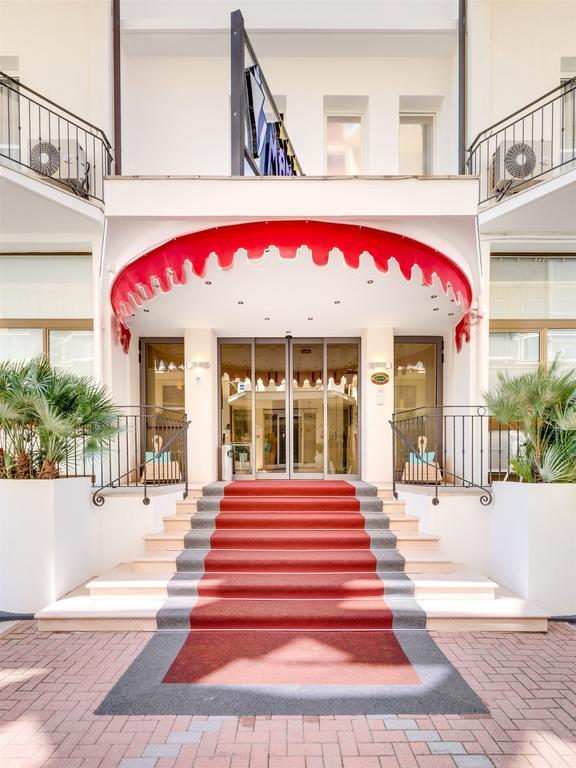 Hotel Manila Lido di Jesolo Exterior foto
